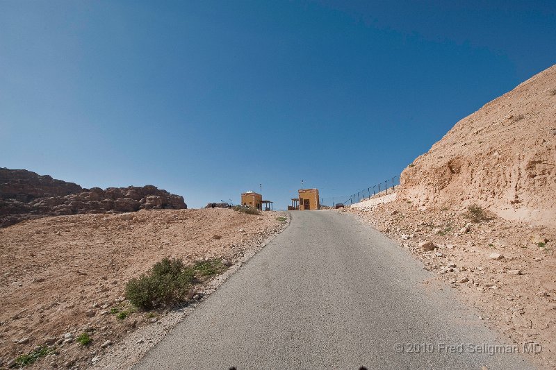 20100412_154915 D3-Edit.jpg - Ascending from the valley of Petra